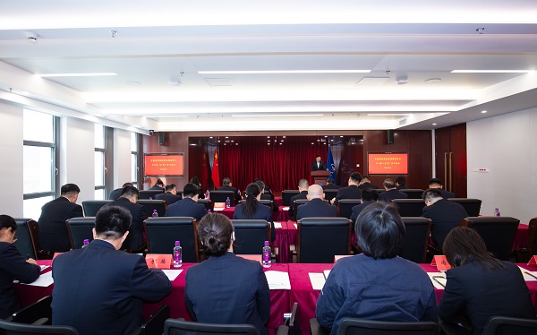 米兰平台-米兰（中国）一站式服务平台召开党委理论学习中心组（扩大）三月学习会暨党支部书记述职评议会